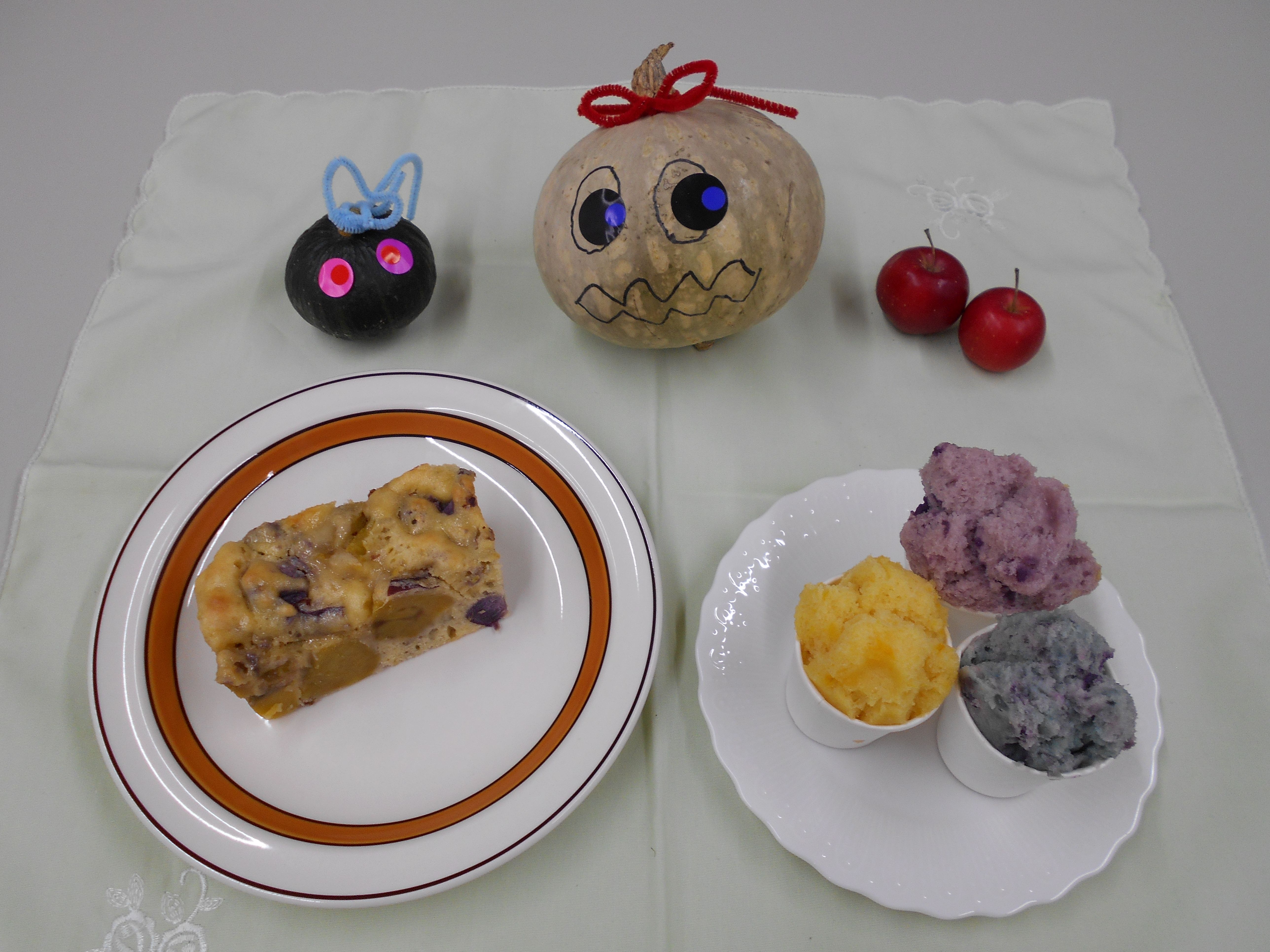 実習したさつまいもケーキと野菜の蒸しパン